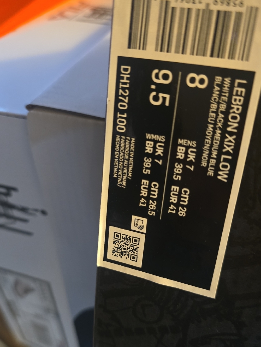 Nike LeBron XIX Low Box Label - White/Black/Blue